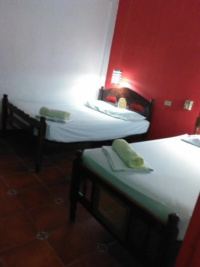 Hostal Casa Ivana León Екстериор снимка